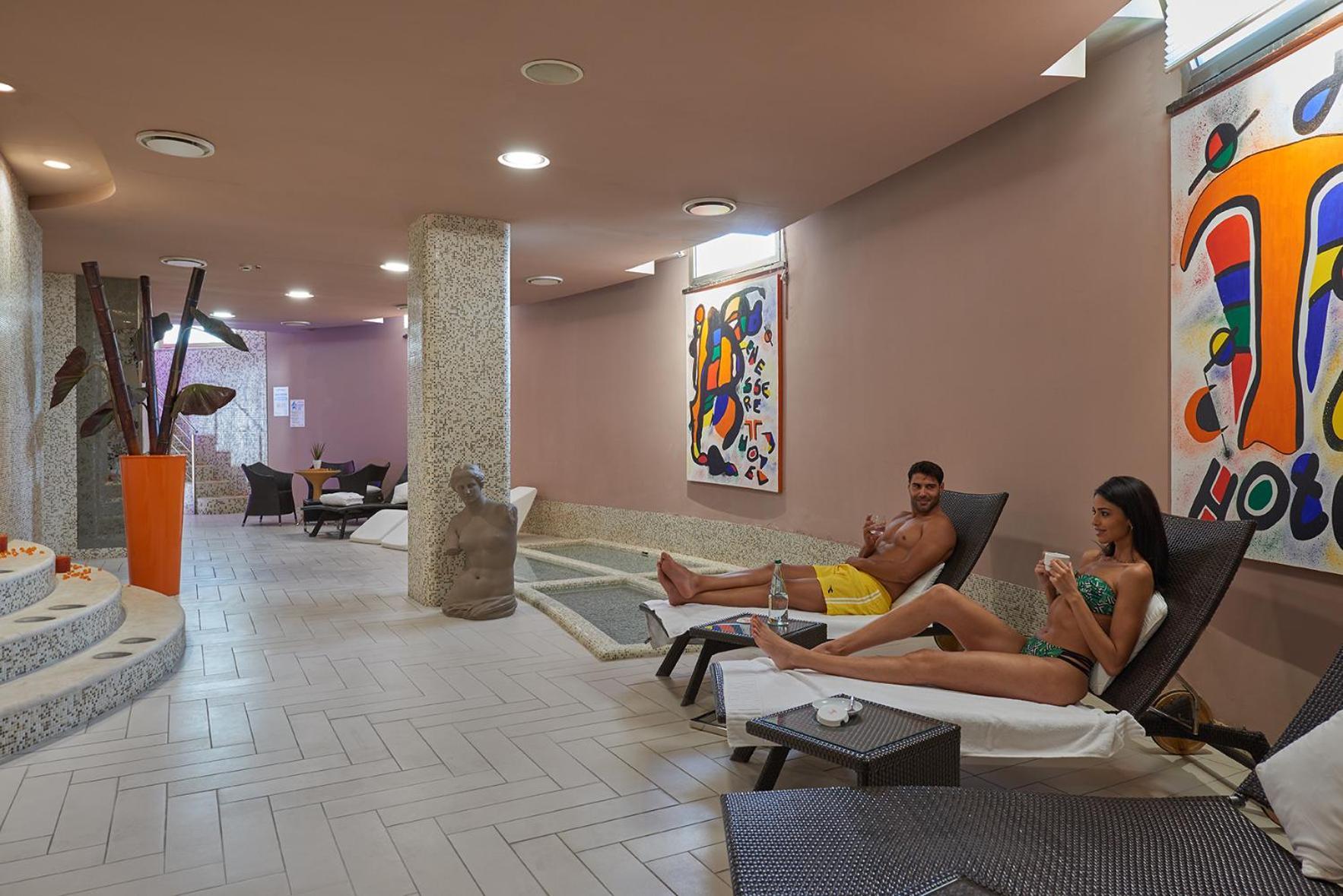Thotel Lamezia Lamezia Terme Exterior photo